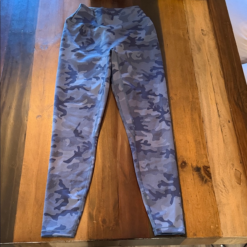 Ptula Blue Camo stealth sculpt leggings